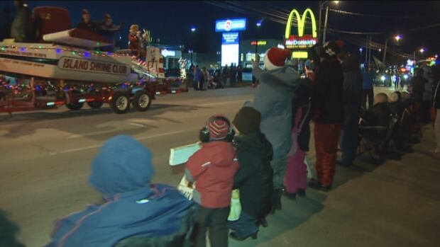 Tragedy in Nova Scotia prompts new safety measures in P.E.I. Christmas parades - CBC.ca