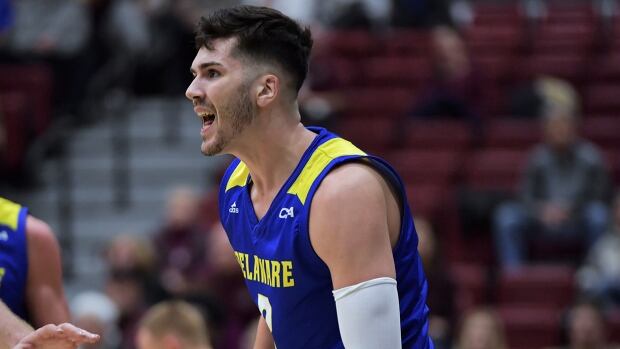 Bedford basketball star among top NCAA three-point shooters