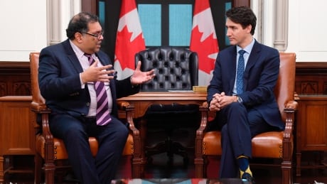 Prime Minister Justin Trudeau speaks with Calgary Mayor Naheed Nenshi in his office on Parliament Hill in Ottawa on Thursday Nov. 21, 2019. Trudeau Nenshi 20191121