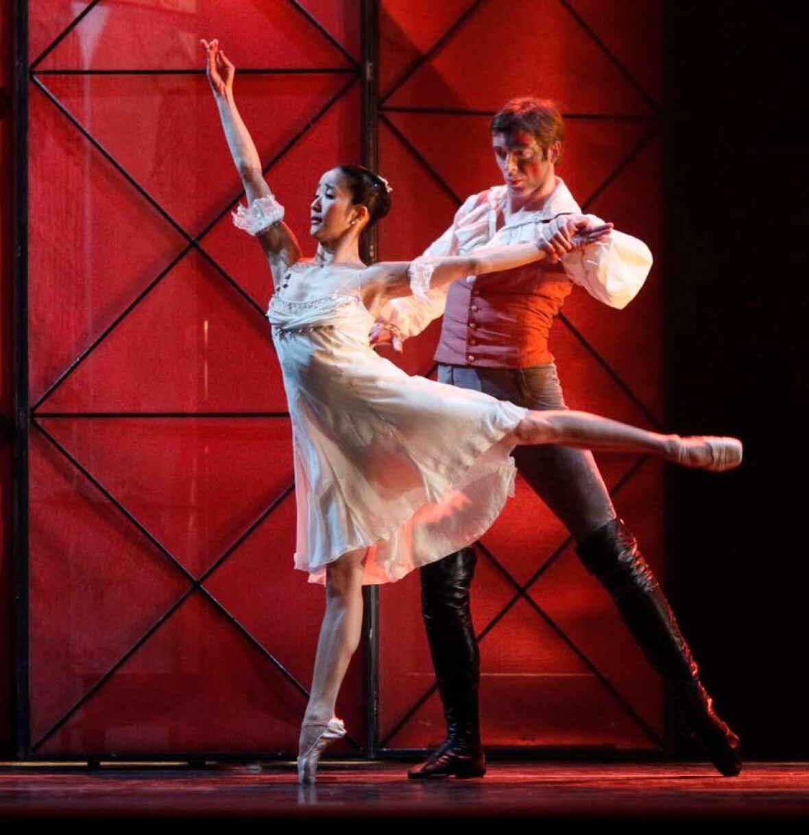 17 years after meeting at airport, dancers look back at life and career ...