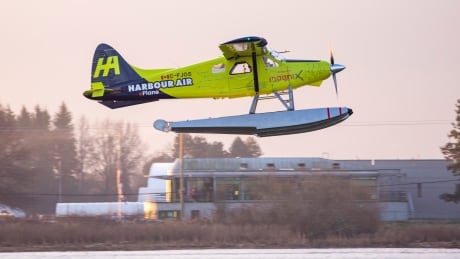 Harbour Air Seaplanes conducts a test flight of the world’s first fully electric commercial aircraft at YVR airport in Richmond, British Columbia on Tuesday, December 10, 2019. HARBOUR AIR ELECTRIC PLANE