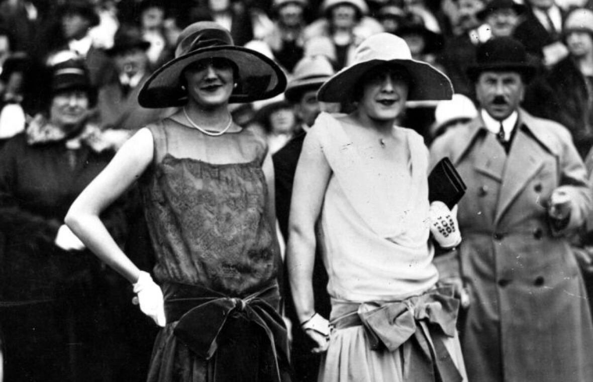 Two young women in the 1920 valve era are seen in a black and white photo.