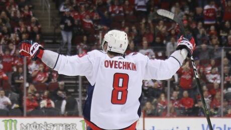 Ovechkin scores 700th career goal