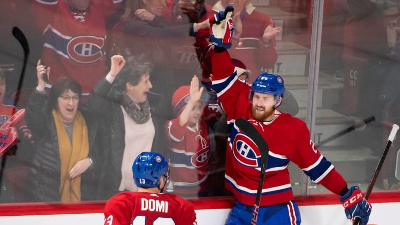 Jeff Petry Scores Ot Winner To Help Habs Fend Off Hurricanes Late Charge Cbc Sports