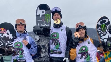 Canada's Max Parrot, middle, and Mark McMorris, left, won gold and silver respectively in the men's snowboard slopestyle event at the X Games on Sunday.
Parrot-McMorris-030820