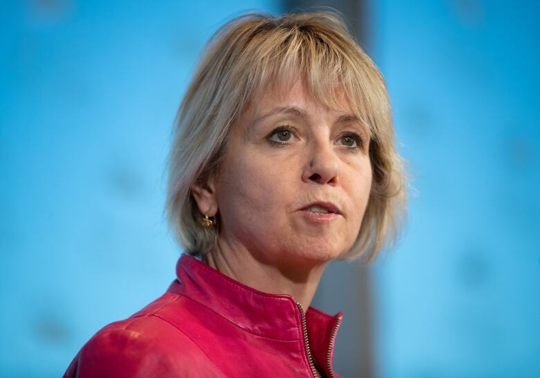 Evictions suspended, $500 rebate to help renters, landlords in B.C.