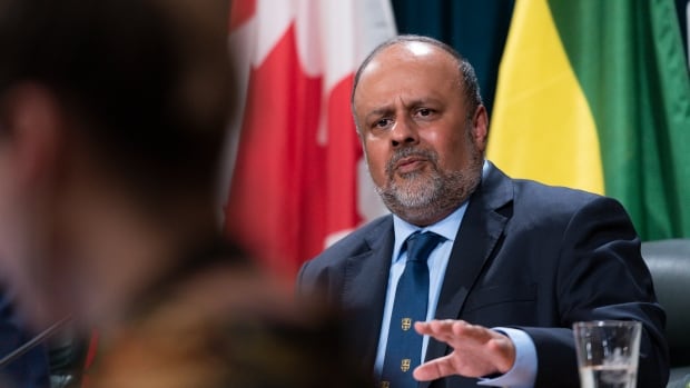 'Time is not on our side,' Sask. chief medical health officer says about COVID-19