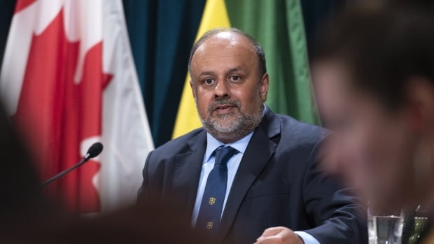 Plan to visit a care home? Get vaccinated or at least tested, Sask.'s top doctor says