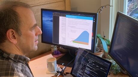 Doug Manuel is a physician and senior scientist at the Ottawa Hospital Research Institute and a professor at the University of Ottawa. Doug Manuel
