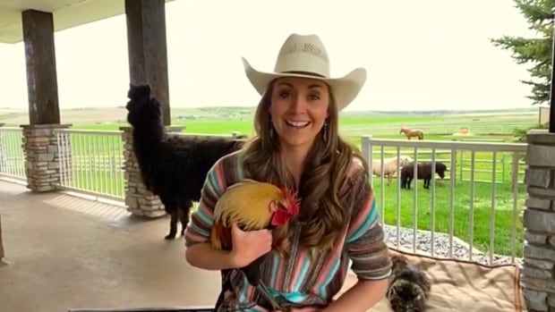Amber Marshall on What're You At? and more Heartland oral history! | CBC Television