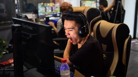 <div>Physical activity down, screen time up: Study shows pandemic's impact on Quebec teens</div> <div>Physical activity down, screen time up: Study shows pandemic's impact on Quebec teens</div>