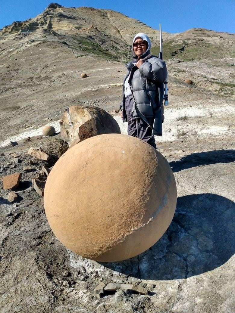 How these weird round rocks came to be on Canada s Arctic