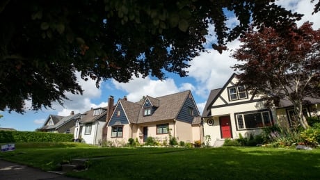 New Westminster's Queens Park is up against Quayside in the championship match for New West neighbourhoods on Wednesday, with the winner advancing to face the Richmond champion on Friday. NEW WESTMINSTER NEIGHBOURHOODS