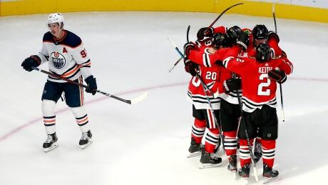 Pair of late goals help Chicago stun Edmonton to take control of series