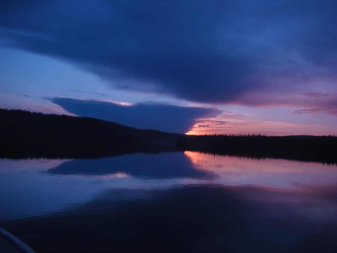 Lake sunset in Uranium City