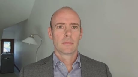 David Macdonald, senior economist at the Canadian Centre for Policy Alternatives, says a lot of Canadians will miss out on benefits they're entitled due to mass confusion over the transition from CERB to EI. wdr David Macdonald