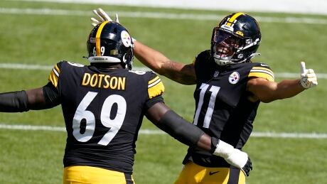 Pittsburgh Steelers wide receiver Chase Claypool, right, from Abbotsford, B.C., had an 84-yard touchdown reception - the longest TD from scrimmage in league history by a Canadian-born player - in Sunday's 26-21 victory over the Denver Broncos.
Claypool-Chase-092020