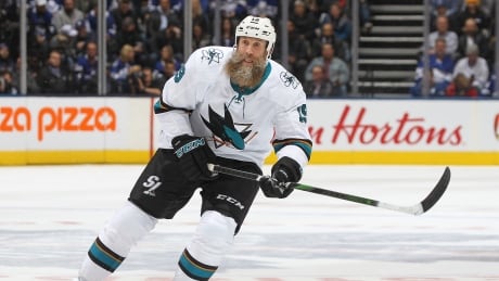 Former San Jose Sharks centre Joe Thornton agreed to a one-year contract with the Toronto Maple Leafs on Friday. thornton-joe-101620