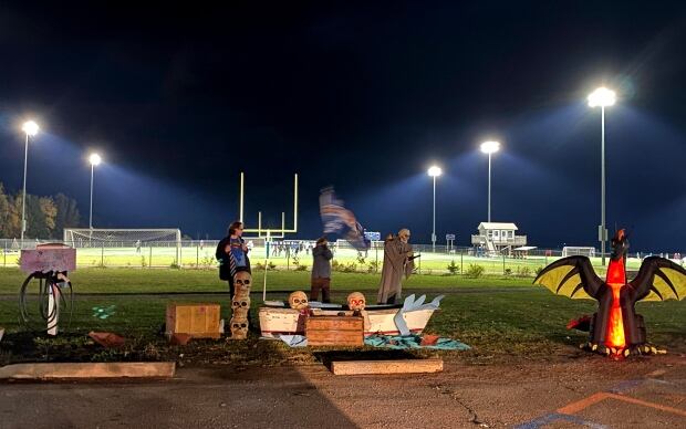 Halloween drivethru a screaming success, organizers say CBC News