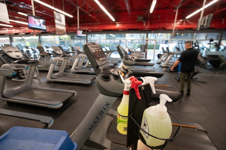 Lessons from Quebec City's gym outbreak, one of Canada's largest COVID-19  superspreading events