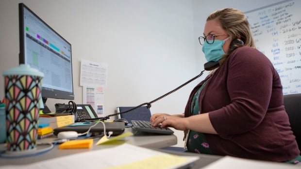Alberta's contact tracers are now overwhelmed at a critical time, infectious disease expert says