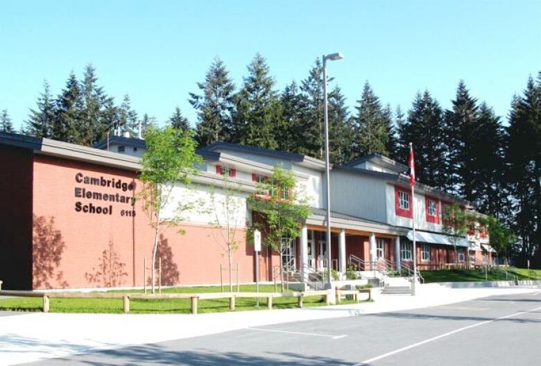 3 schools in Fraser Health closing for 2 weeks due to COVID 19