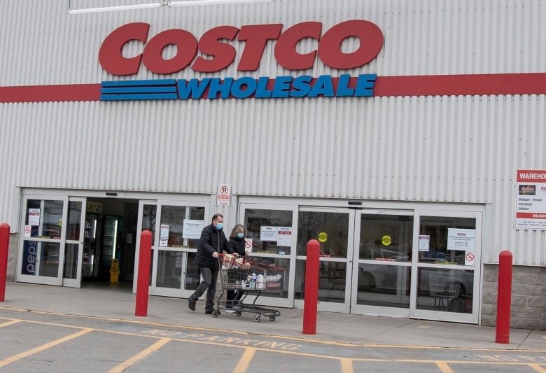 costco shoppers