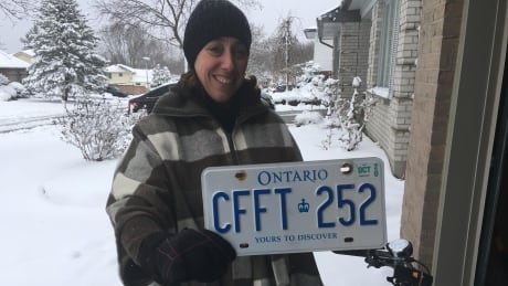 This London mom went car free, a decision unshaken by the snow This London mom went car free, a decision unshaken by the snow