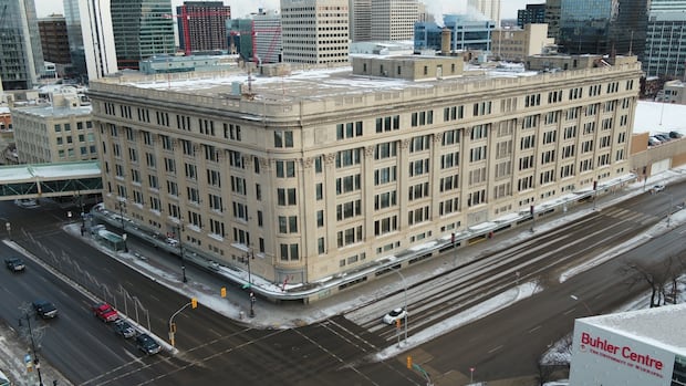 Cost of redeveloping former Bay building in Winnipeg now $310M, Southern Chiefs says
