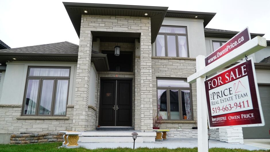 Ontario, CAN Luxury Real Estate - Homes for Sale