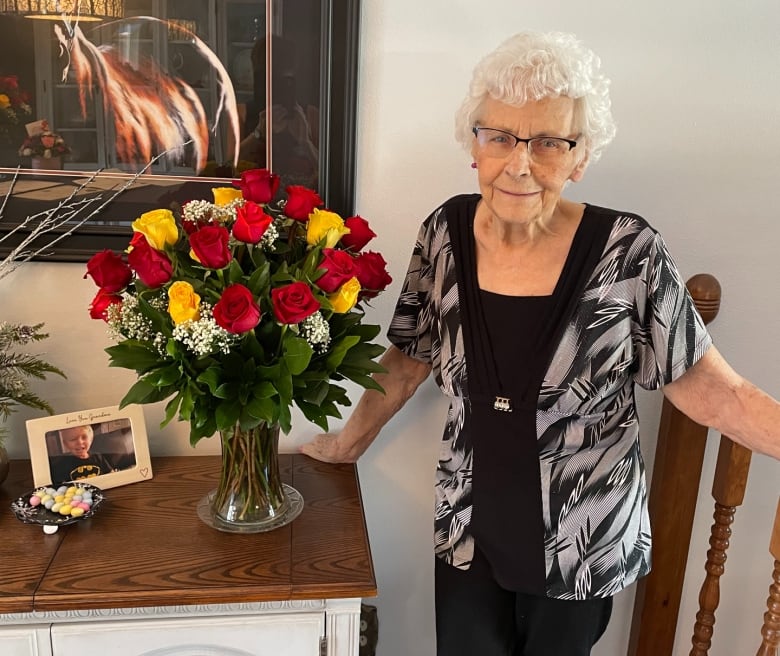 Flowers for 90 year best sale old woman