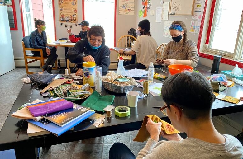 sewing circle at covid 19 isolation shelter in yellowknife