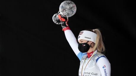 Despite being edged out for the women's overall title, Lara Gut-behrami of Switzerland finished as the highest earner amongst men and women for the entire Alpine skiing World Cup season. Lara-Gut-Behrami-180321