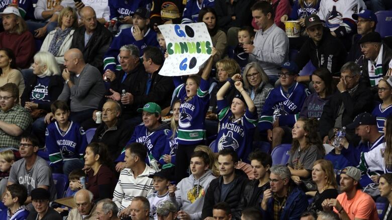 Canadian NHL teams exploring hosting fans, but no plans as of yet