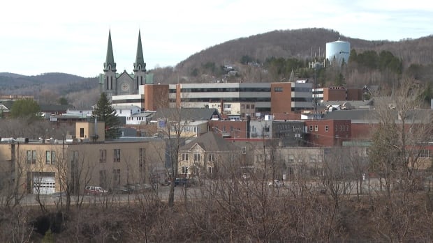 N.B. COVID-19 roundup: 10 new cases in province, Edmundston schools im... image