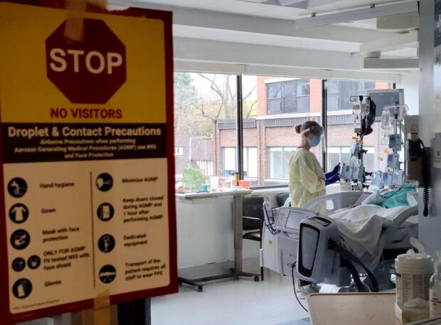 Hospital staff bracing for the worst as ICU beds fill up | CBC News