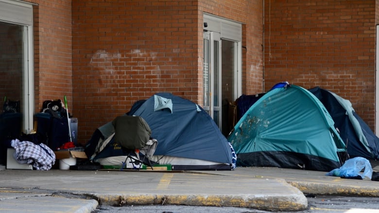 Will Montreal S Homeless Count Help Its Unhoused Population Advocates   Homeless But Not In Montreal Shelters 