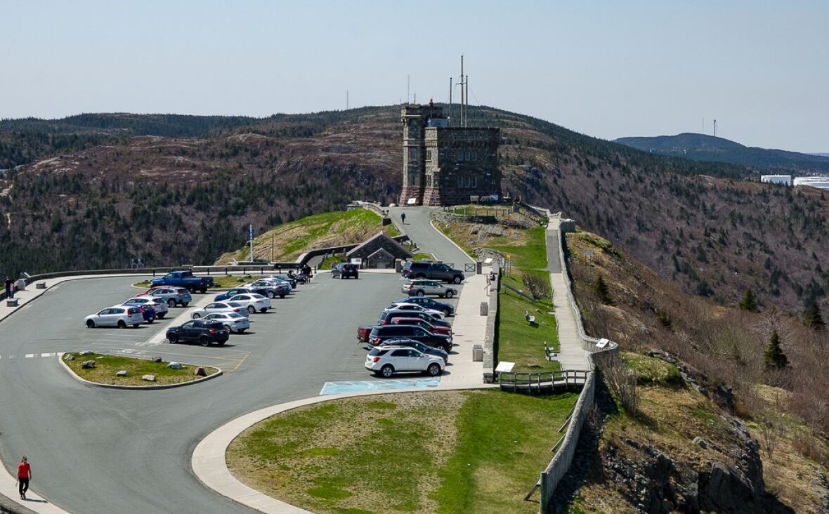 Warm Friday? Long weekend? Here's how some took advantage of the weather CBC News
