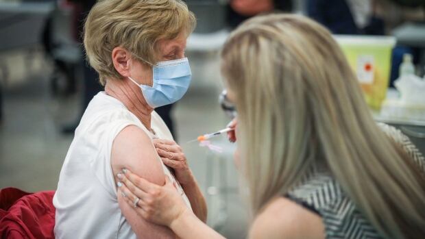 Everything you need to know about COVID-19 in Alberta on Sunday, Aug. 1 | CBC News