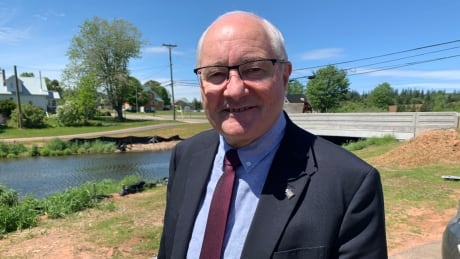 Wayne Easter wrote a letter to Provincial and Federal officials.
"Docks have been appearing like weeds in spring, and there appears to be no regulation around it," He said. MP for Malpeque, Wayne Easter