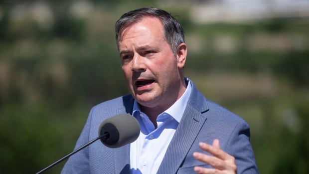 Kenney can't change federal system but he can make sure you don't lose an hour's sleep in March
