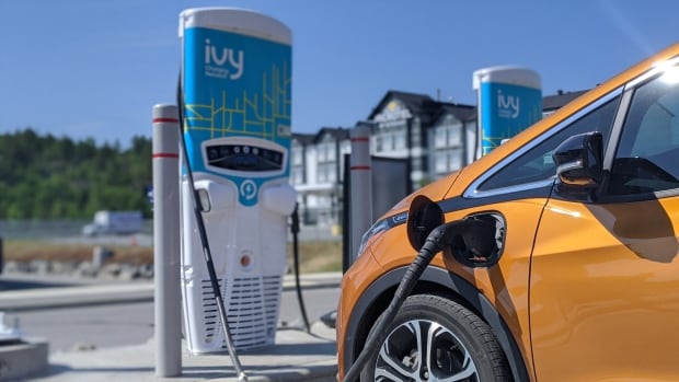 Northwestern Ontario network of electric vehicle charging stations complete