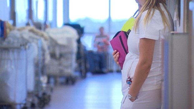 Quebec's order of nurses shelves university degree requirement for nurses; Front-line nurses in Quebec are speaking out about their difficult working conditions that lead them to flee the public sector in droves, in turn leaving ERs across the province in a nursing crunch\.