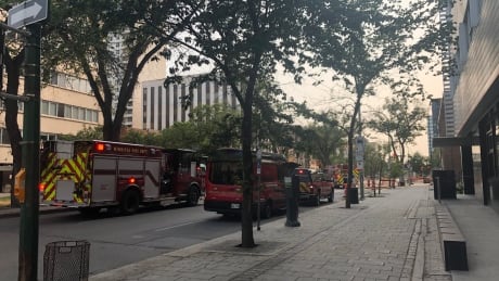 Police and fire crews closed off Broadway from Donald to Smith streets early Monday night after reports of a possible gas leak in the area. Broadway and Donald Street gas leak investigation