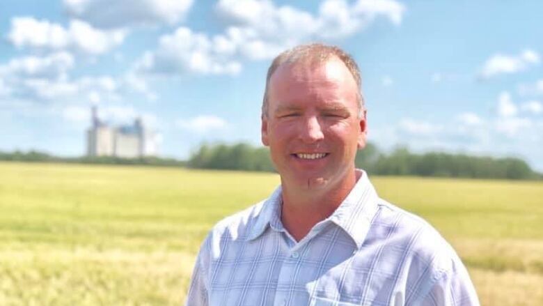 lavendel stemning George Bernard Desperate junkyard-style politics': Buffalo Party caucus opposes board's  decision to oust interim leader | CBC News