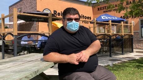 <div>London restaurant singled out by ex-PPC candidate for upholding province's vaccine passport</div> <div>London restaurant singled out by ex-PPC candidate for upholding province's vaccine passport</div>