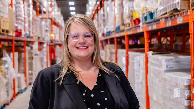 Food Banks Mississauga braces for Thanksgiving amid city's food insecurity emergency | CBC News