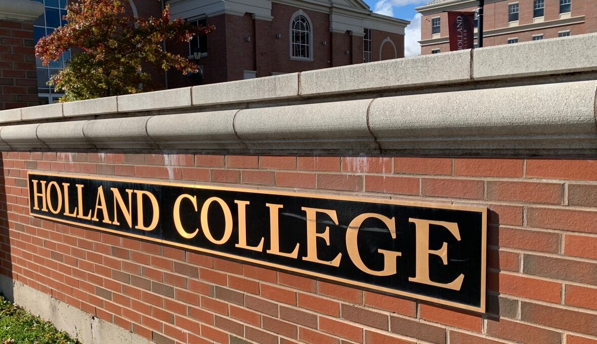 Unable to find nearby housing, this mature student walked 32 km every