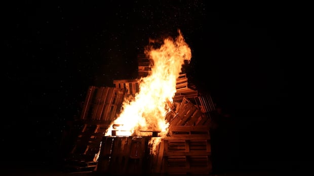 bonfire go outside STR 2枚 LAWANNATURAL STR