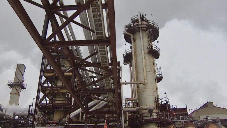 A carbon capture facility.  The emissions are absorbed by an upgrade installation that converts oil and bitumen into synthetic crude oil.